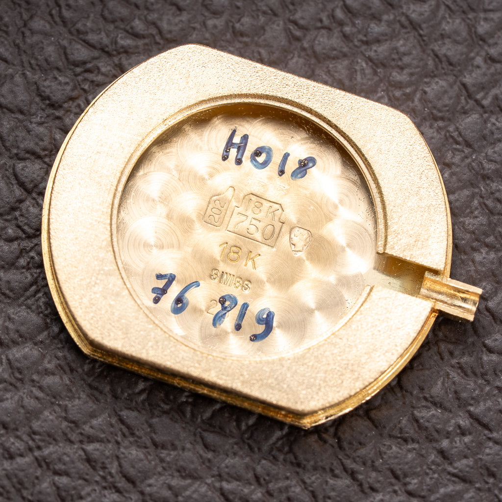 Cartier Ellipse Horizontal Jumbo “Paris” 18k Yellow Gold GM Ref. 78091 from 1970s