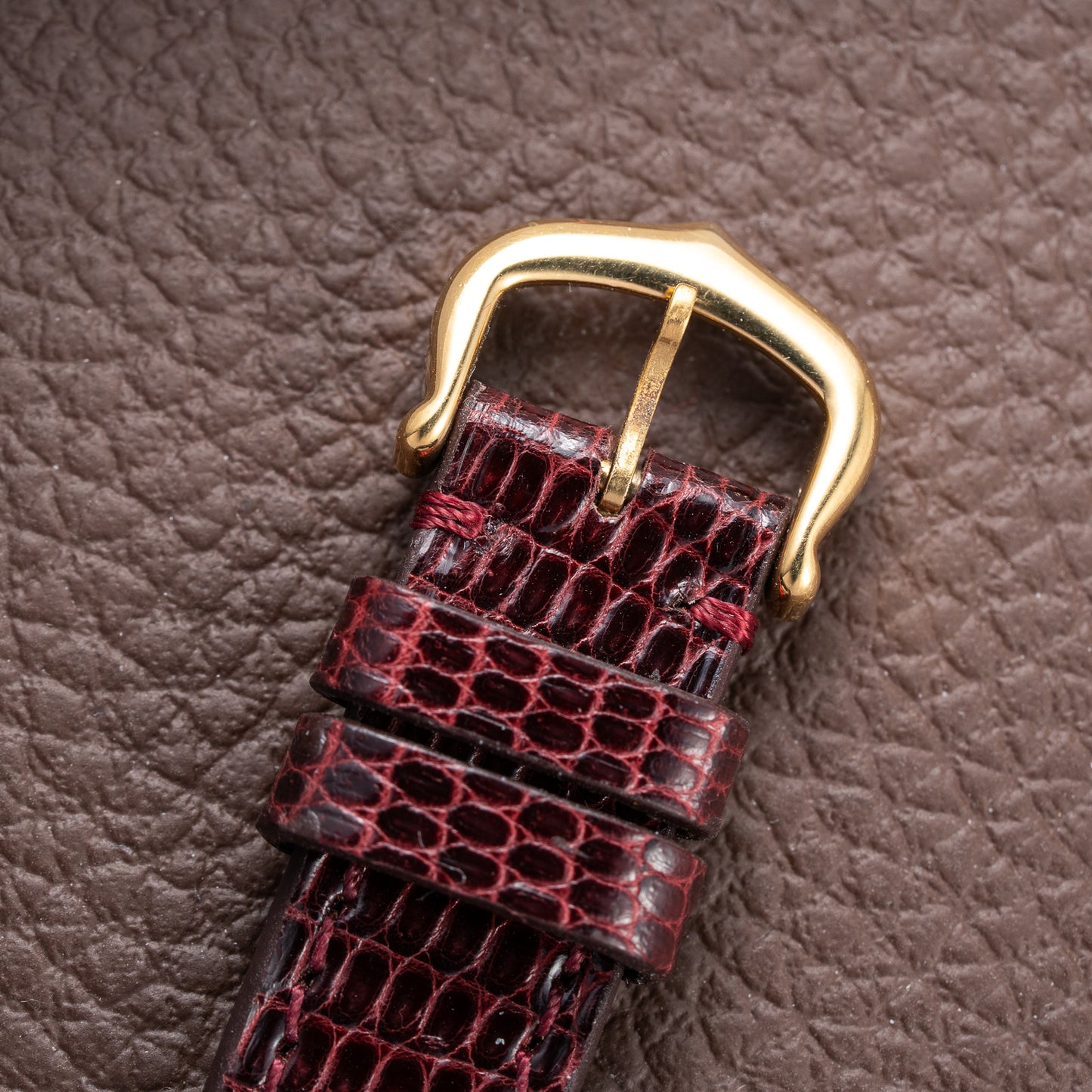 Cartier Ellipse Horizontal Jumbo “Paris” 18k Yellow Gold GM Ref. 78091 from 1970s