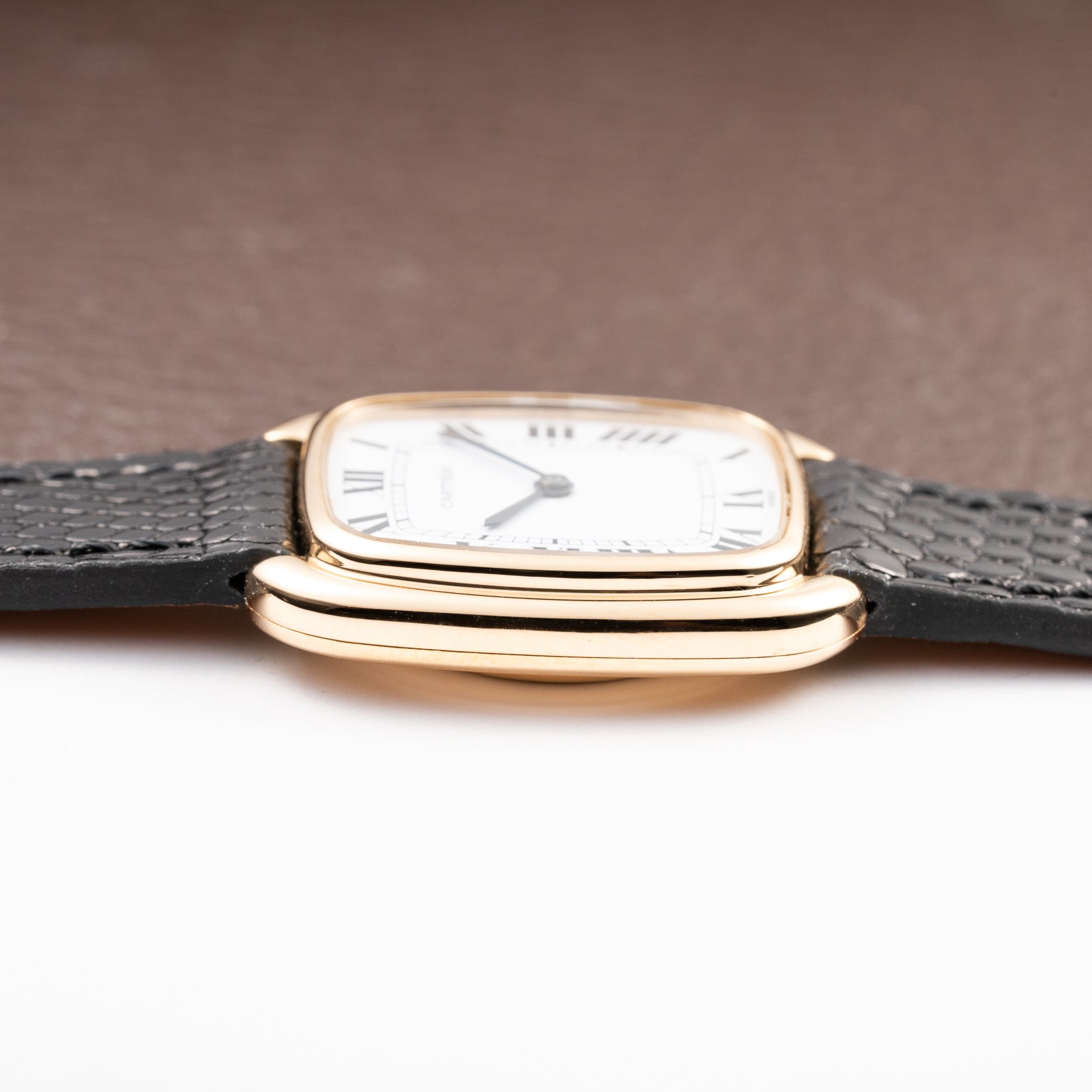 Cartier Gondolo Verticale Automatic “Paris” 18K Yellow Gold Ref. 17010