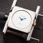 Cartier Obus 'Paris' Quadrant Red Burgundy Enamel Large Model 18k Yellow Gold GM Ref. A102 circa 1984