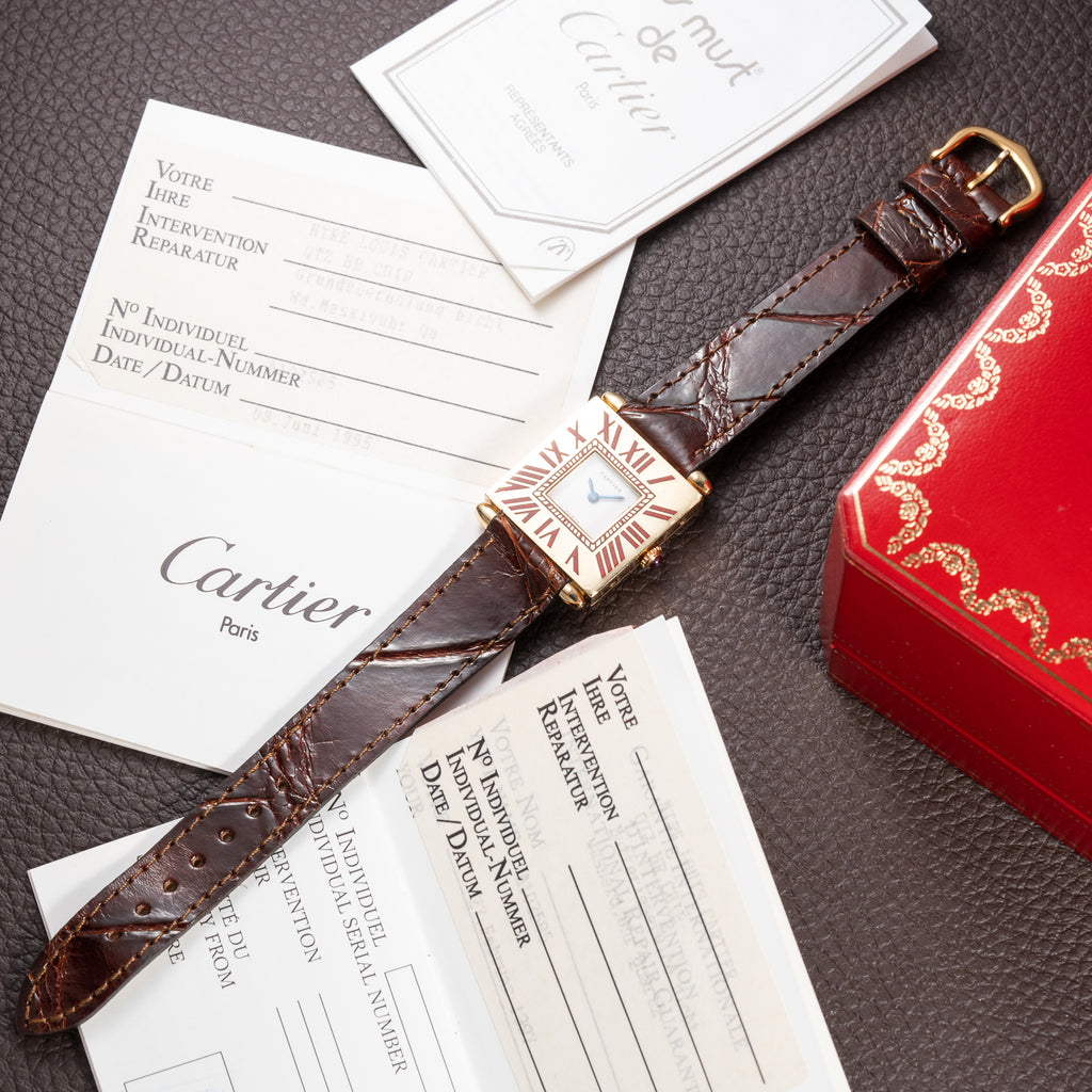 Cartier Obus 'Paris' Quadrant Red Burgundy Enamel Large Model 18k Yellow Gold GM Ref. A102 circa 1984