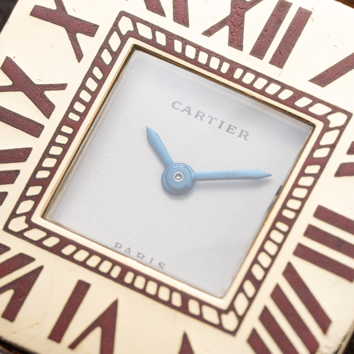Cartier Obus 'Paris' Quadrant Red Burgundy Enamel Large Model 18k Yellow Gold GM Ref. A102 circa 1984
