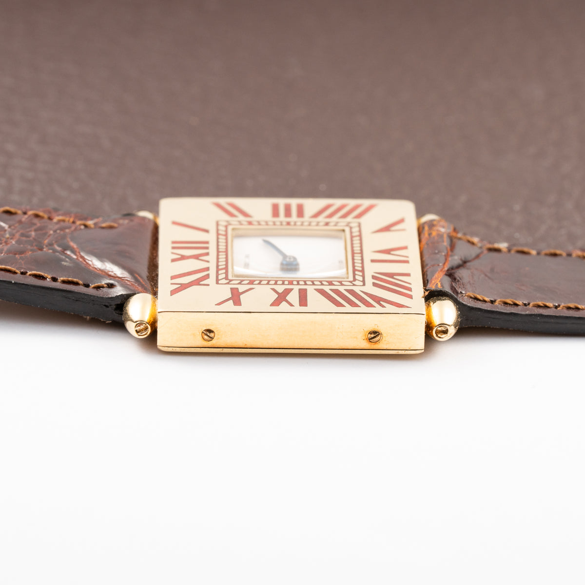 Cartier Obus 'Paris' Quadrant Red Burgundy Enamel Large Model 18k Yellow Gold GM Ref. A102 circa 1984