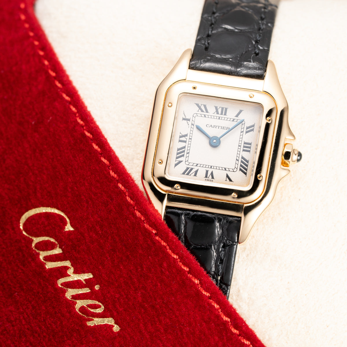 Cartier Panthère 18K Yellow Gold PM Cartier Service 2026 & 2 Year Warranty International Ref. 107000M from 1990s