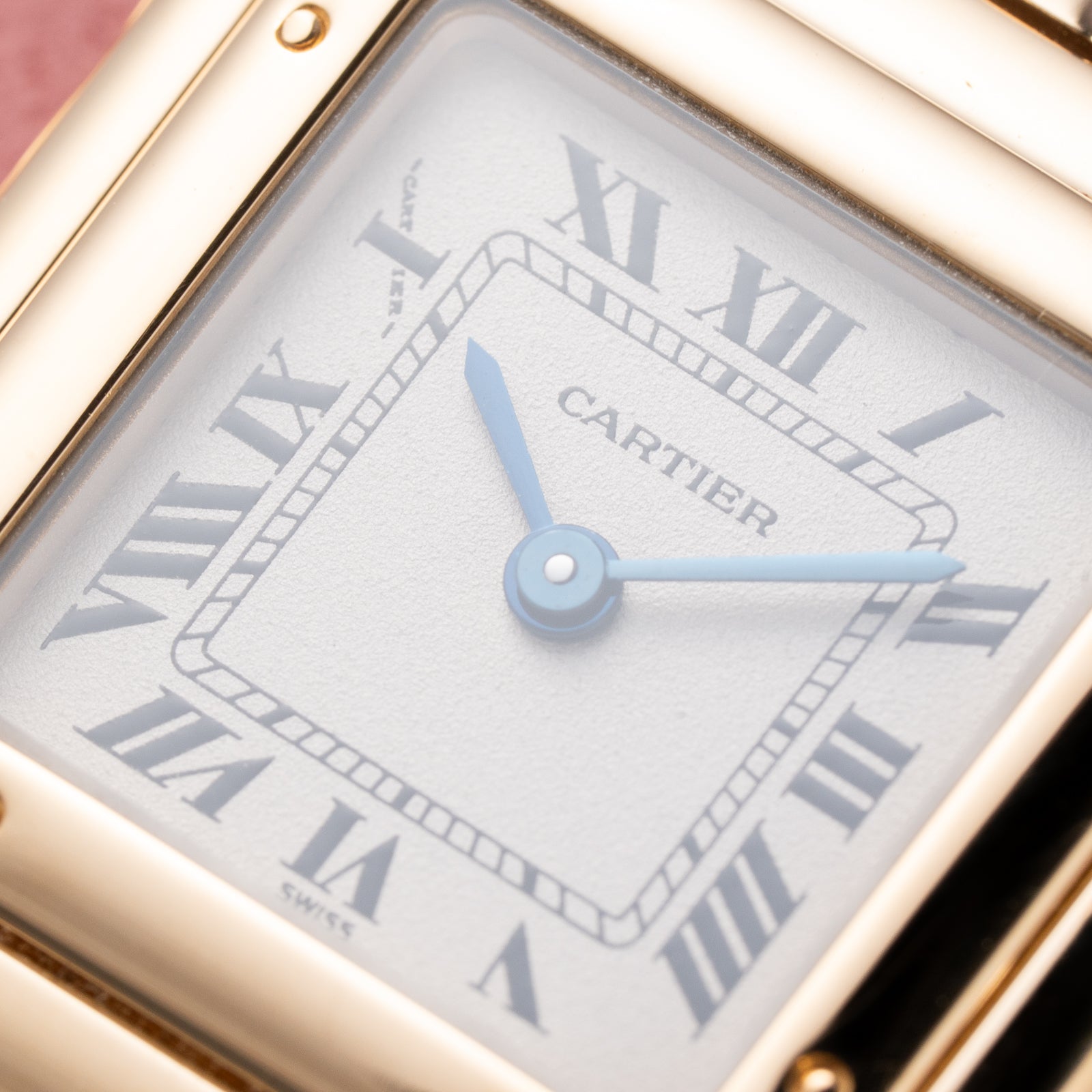 Cartier Panthère 18k Yellow Gold PM with Box Ref 1070 from 2000s