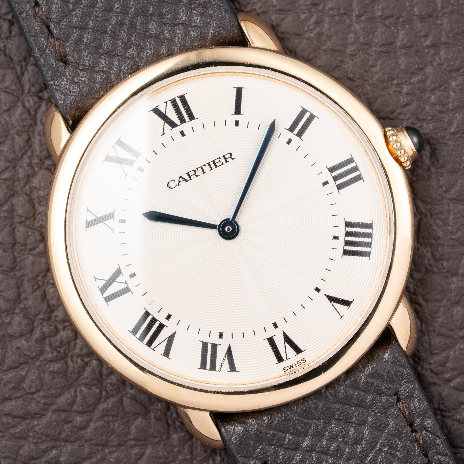 Cartier Ronde Louis Guilloché Dial 18K Yellow Gold Ref. 09001 from 1990s
