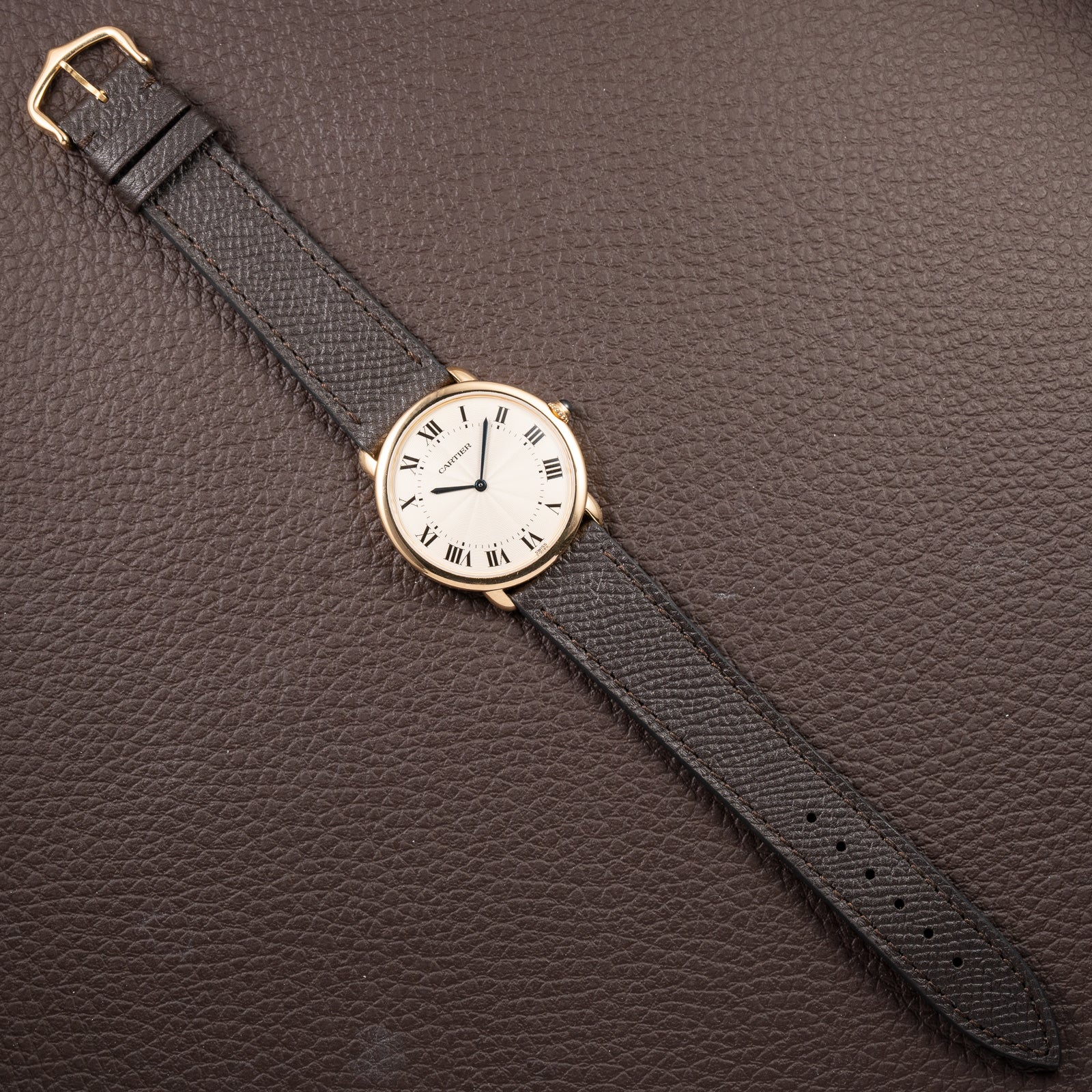Cartier Ronde Louis Guilloché Dial 18K Yellow Gold Ref. 09001 from 1990s