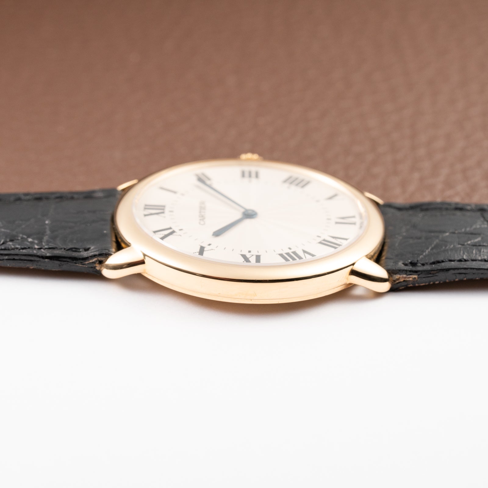 Cartier Ronde Louis Guilloché Dial 18K Yellow Gold Ref. 09001 from 2000s