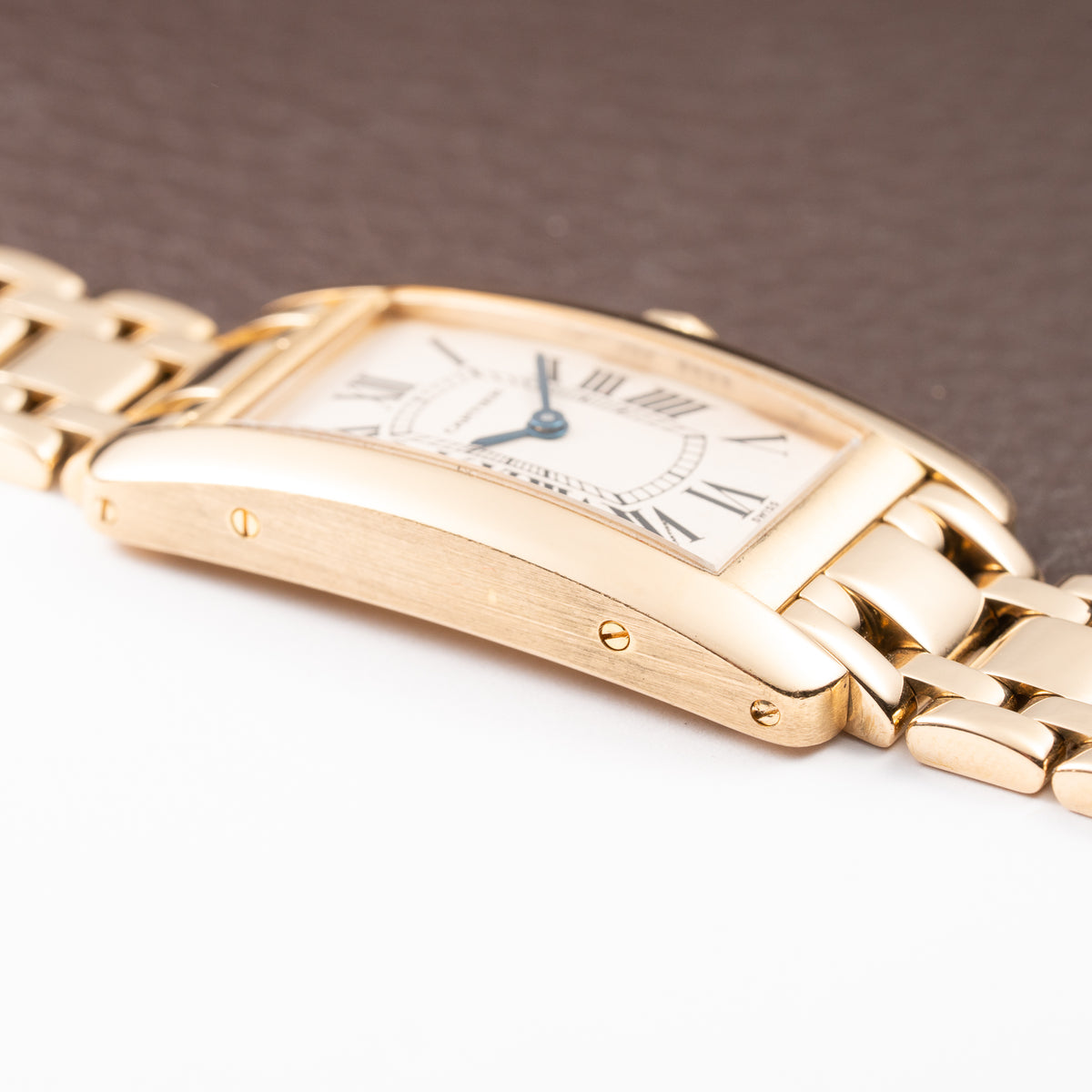 Cartier Tank Américaine 18K Yellow Gold PM Cartier Serviced 2026 Ref 1711