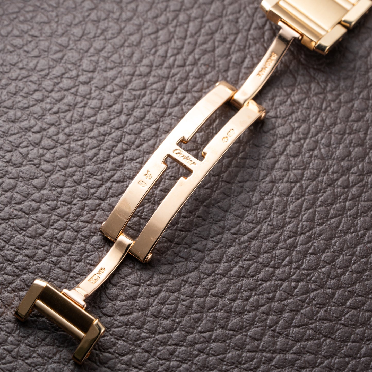 Cartier Tank Française PM 18K Yellow Gold Full Set Cartier Service 2025 Ref. 1820