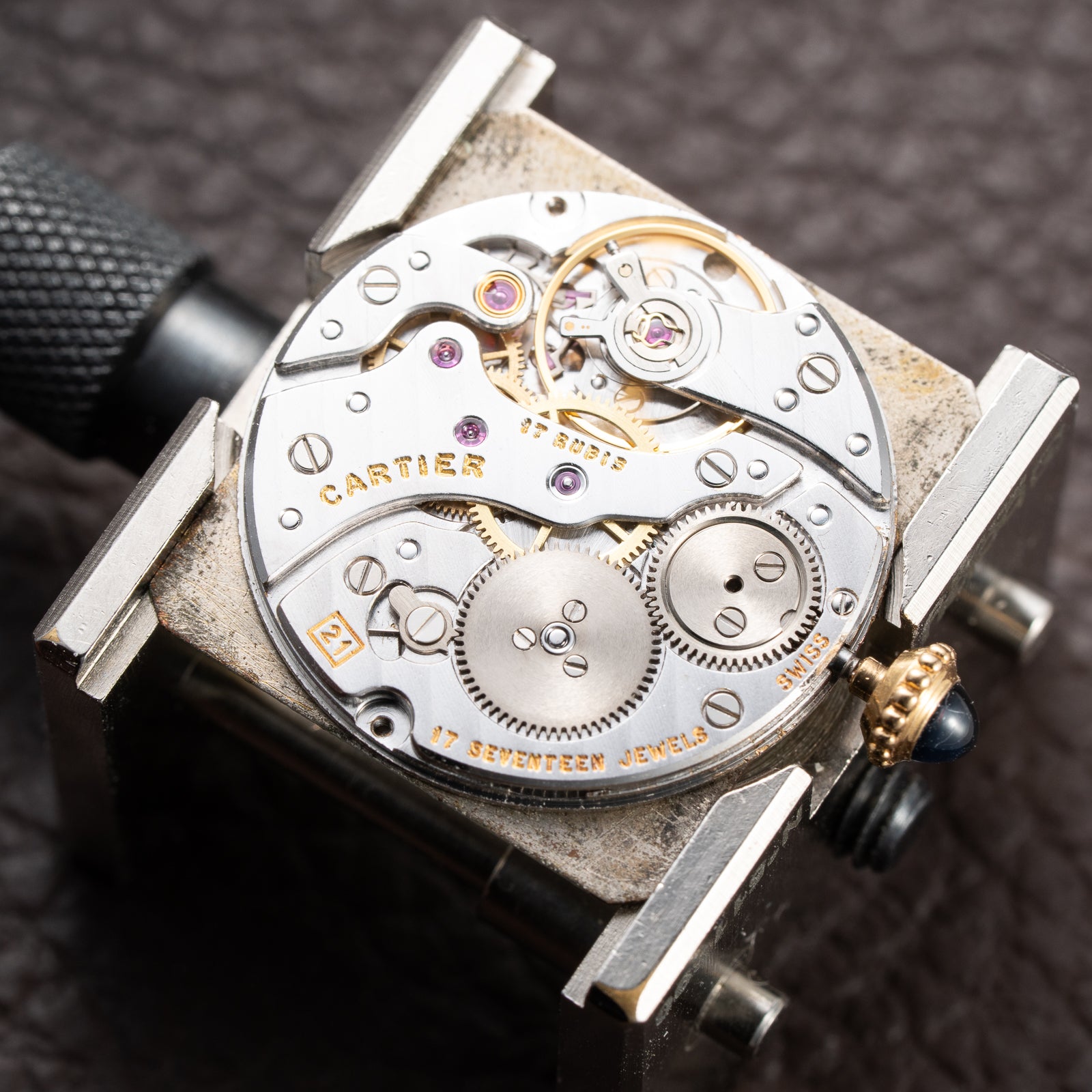 Cartier Tank Louis Extra Plate Frederic Piguet 21 Yellow Gold Ref. 96065 from 1980s