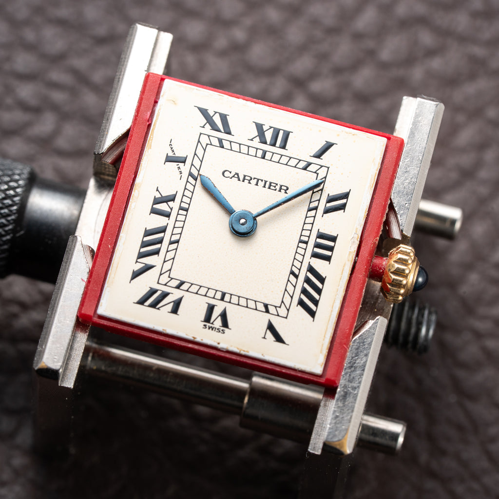 Cartier Tank Louis Lady Quartz 18K Yellow Gold PM Ref. 66001 from 1990s