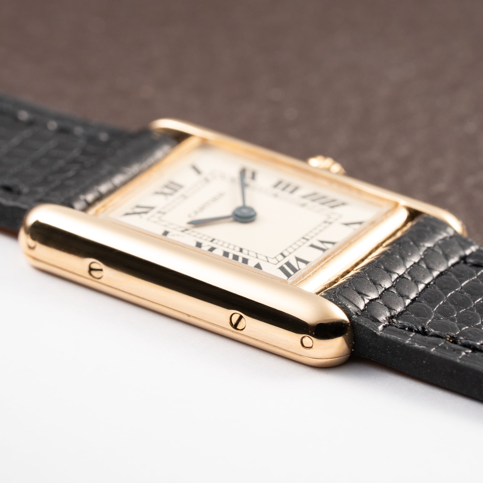 Cartier Tank Louis Lady Quartz 18K Yellow Gold PM Ref. 66001 from 1990s