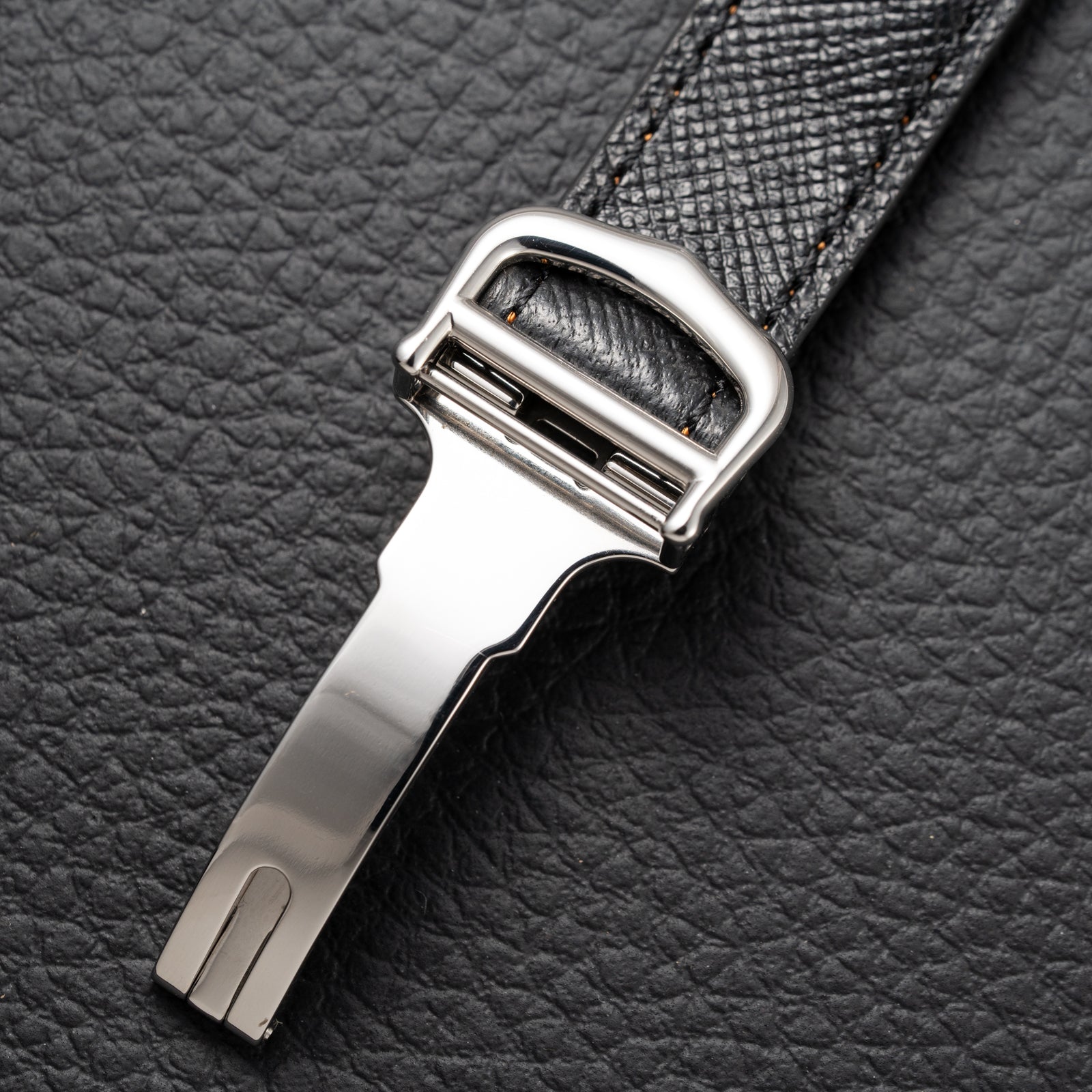 Cartier Must de Tank Silver White Roman Dial GM Reference 690006 from 1990s