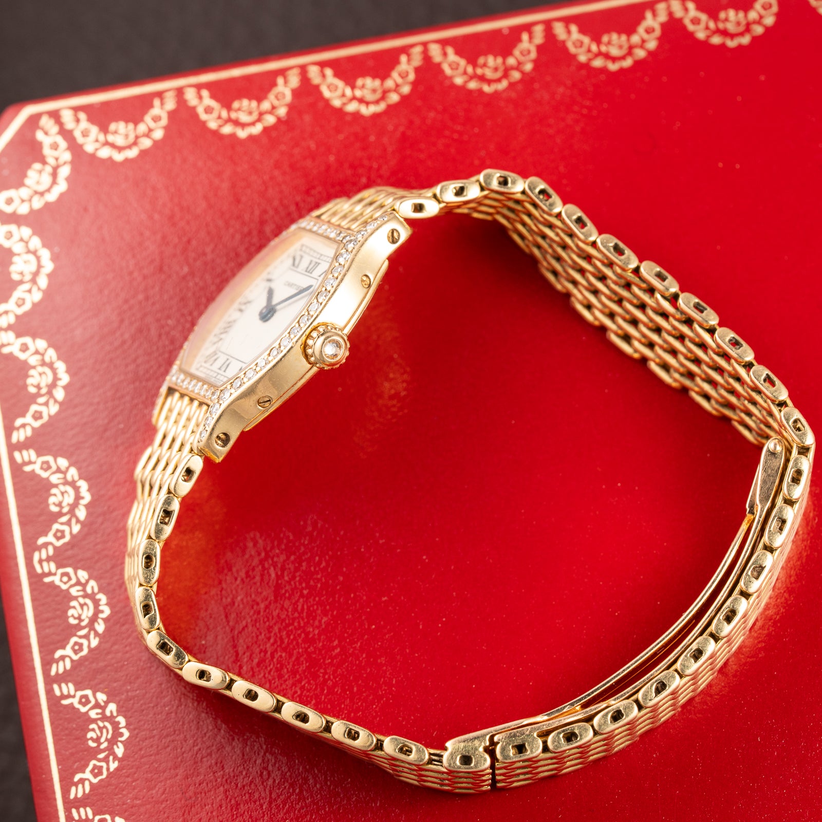 Cartier Tortue Factory Diamond Set 18K Yellow Gold Riz de Grain bracelet PM Quartz Ref 66017 from 1980s