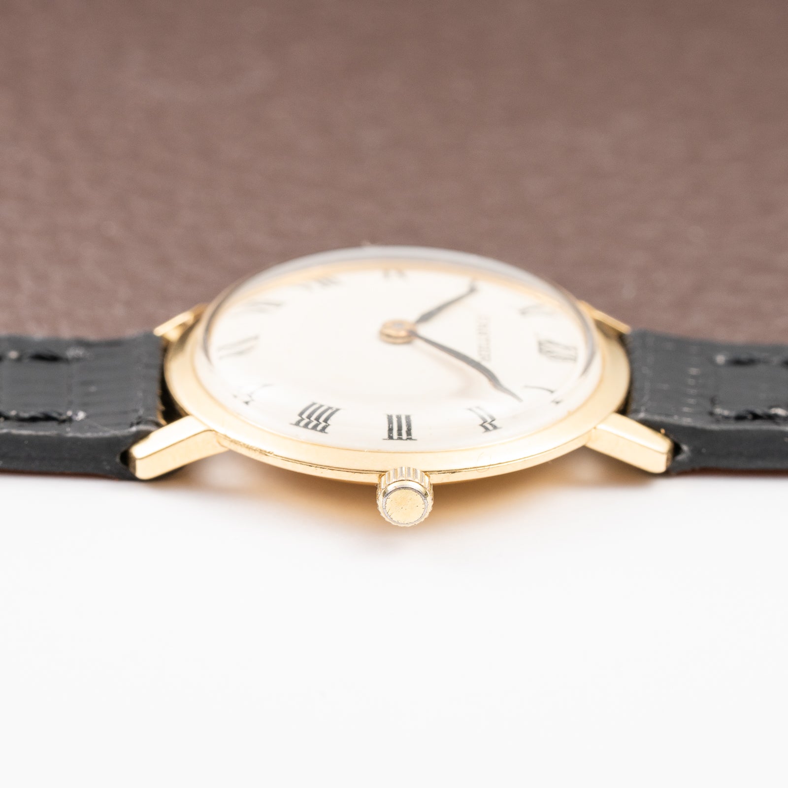 Cartier Retailed Baume et Mercier 18k Yellow Gold with Stock Numbers Ref 36493 from 1970s