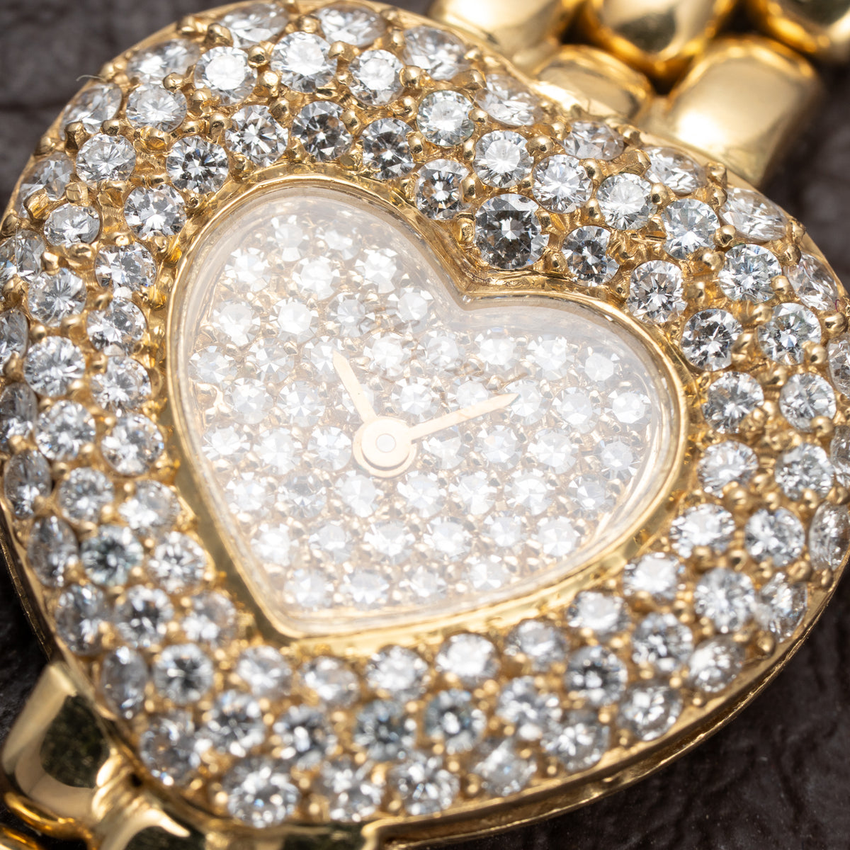 Chopard Happy Diamonds “Heart” Factory Pavé Diamond  18K Yellow Gold Ref. 535 1 From 1990s