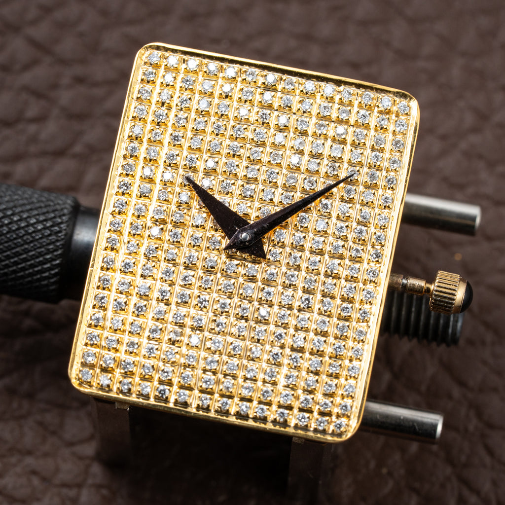 Corum Factory Diamond Pavé 18k Yellow Gold Jumbo Size  Ref. 27118 from 1970s