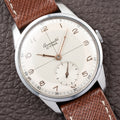 Cyma Chronometré Two Tone Crosshiar Dial Stainless Steel Calibre 216 Ref. 23315 from 1940s