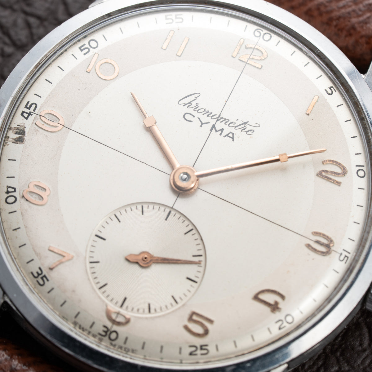 Cyma Chronometré Two Tone Crosshiar Dial Stainless Steel Calibre 216 Ref. 23315 from 1940s
