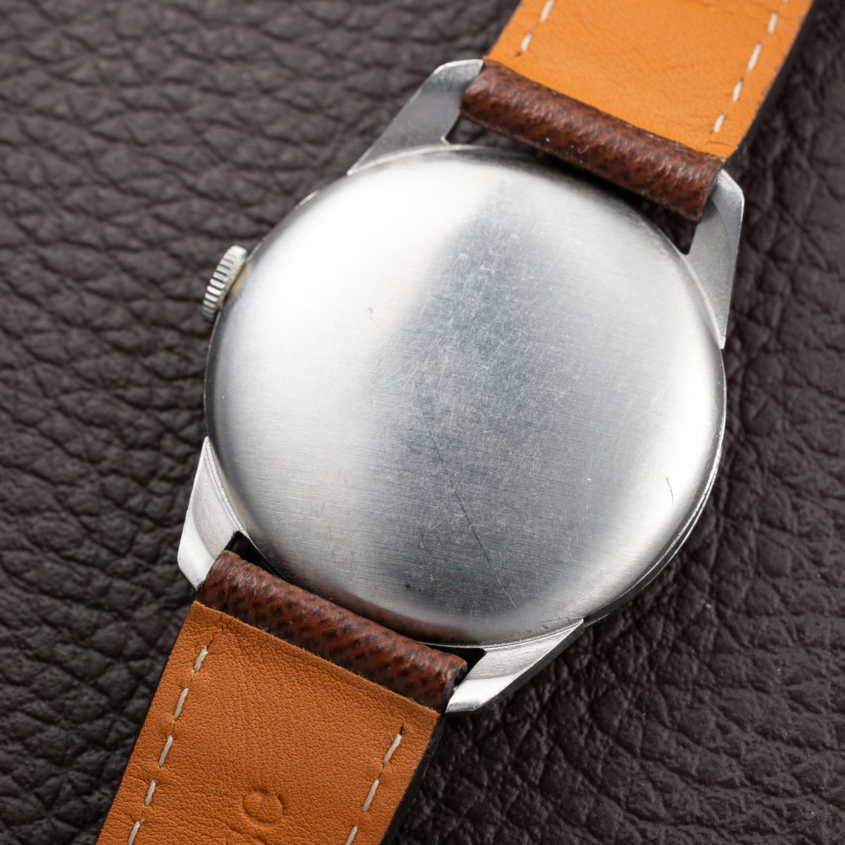 Cyma Chronometré Two Tone Crosshiar Dial Stainless Steel Calibre 216 Ref. 23315 from 1940s