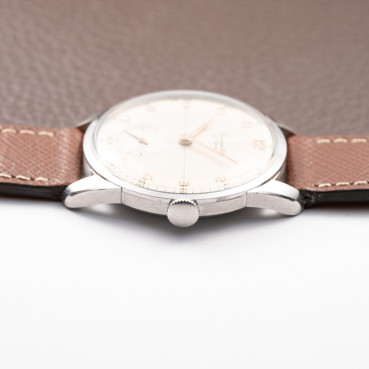 Cyma Chronometré Two Tone Crosshiar Dial Stainless Steel Calibre 216 Ref. 23315 from 1940s