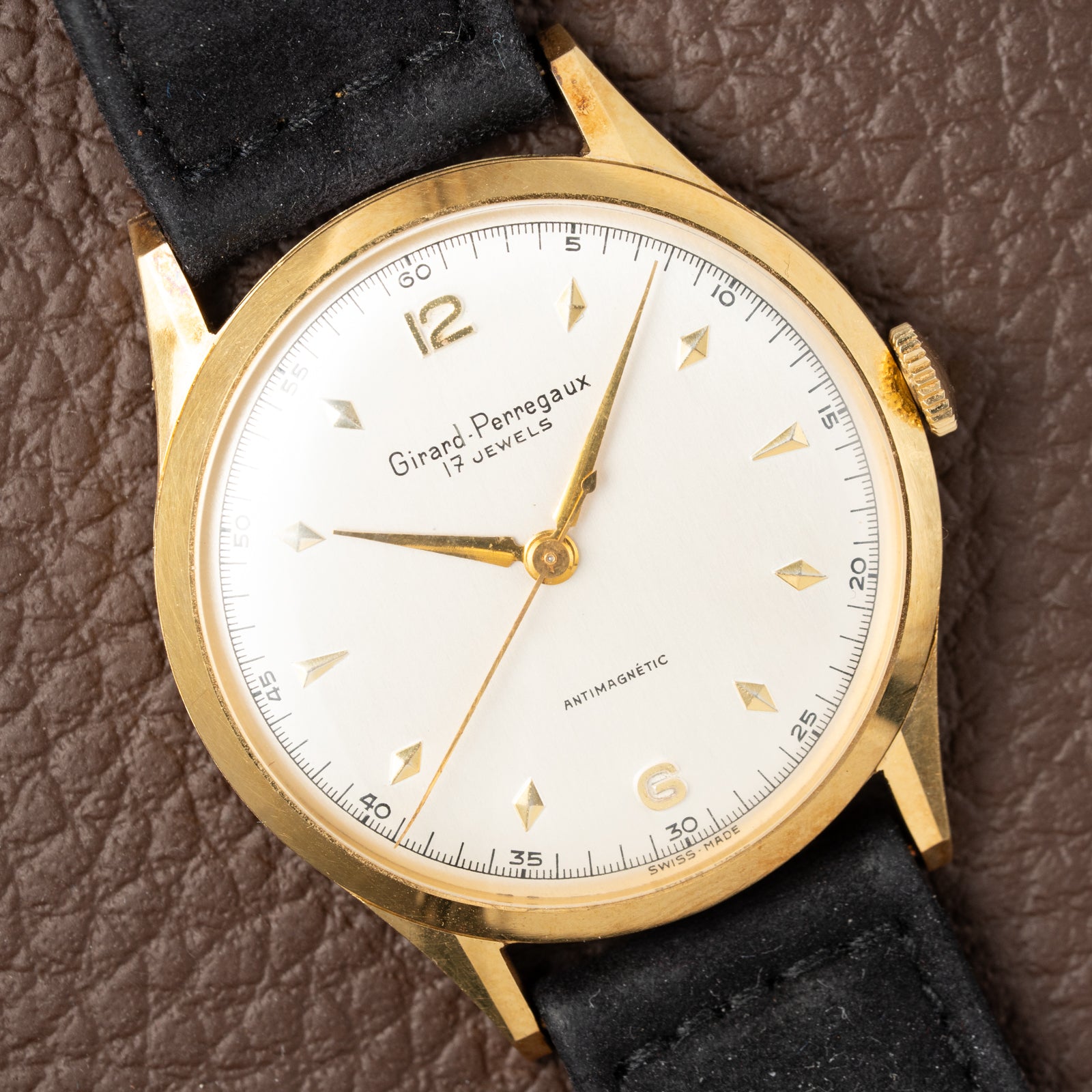 Girard Perregaux Antimagnetic 18K Yellow Gold Dress Watch New Old Stock 1950s