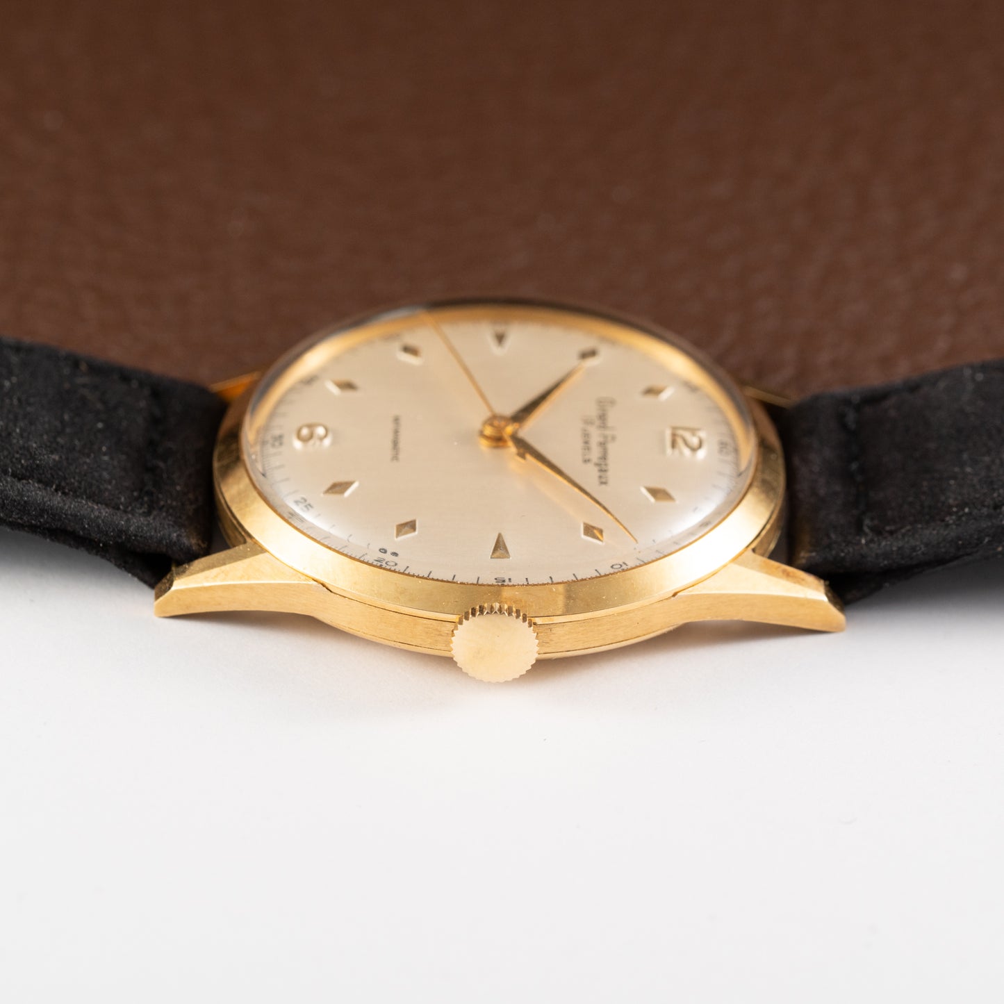 Girard Perregaux Antimagnetic 18K Yellow Gold Dress Watch New Old Stock 1950s