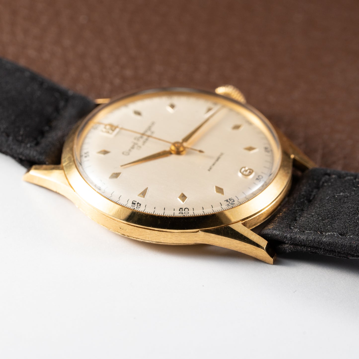Girard Perregaux Antimagnetic 18K Yellow Gold Dress Watch New Old Stock 1950s