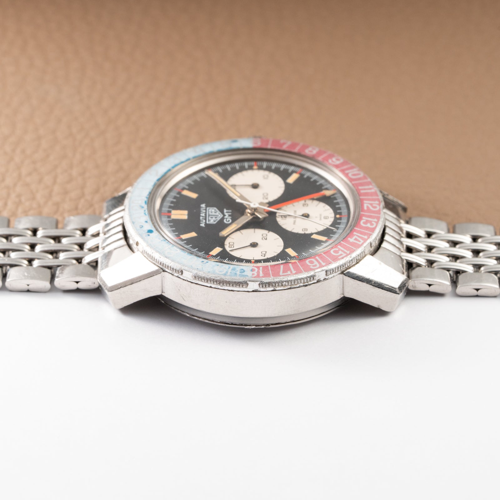 Heuer Autavia GMT Fab. Suisse dial BoR Gay Frères Ref. 2446C from 1972