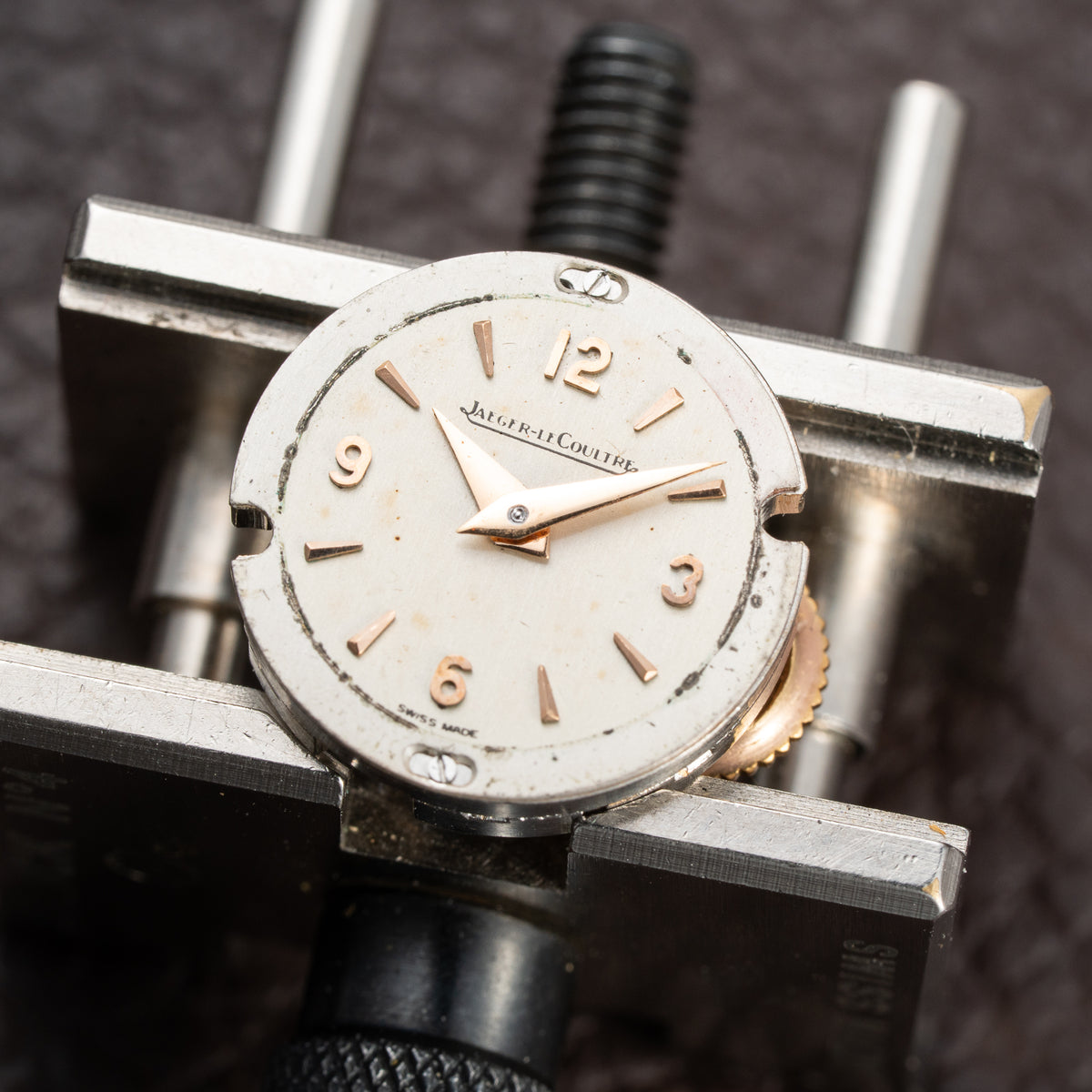 Jaeger-LeCoultre Cocktail Watch 'Backwinder' Sculptural Twisted French Design 18K Rosé Gold Circa 1950s