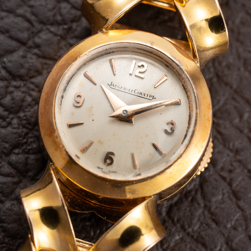 Jaeger-LeCoultre Cocktail Watch 'Backwinder' Sculptural Twisted French Design 18K Rosé Gold Circa 1950s