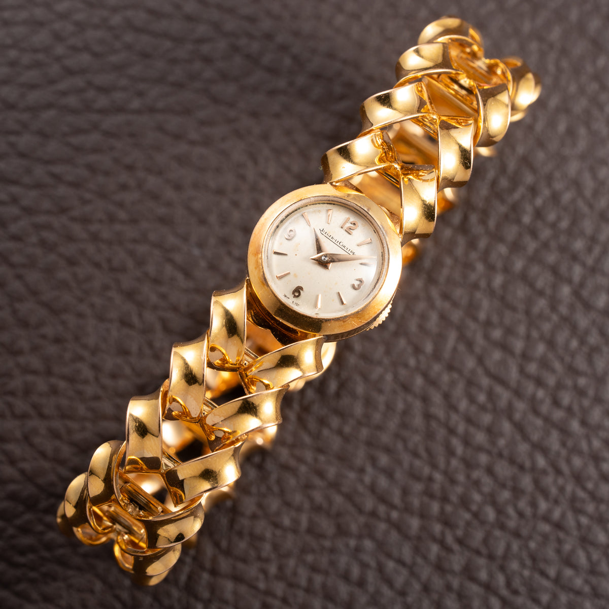 Jaeger-LeCoultre Cocktail Watch 'Backwinder' Sculptural Twisted French Design 18K Rosé Gold Circa 1950s