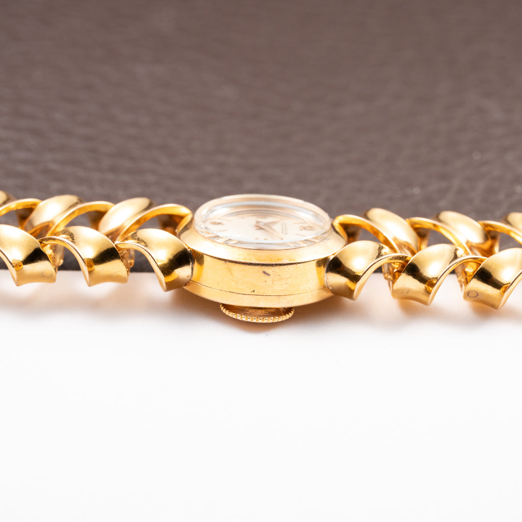 Jaeger-LeCoultre Cocktail Watch 'Backwinder' Sculptural Twisted French Design 18K Rosé Gold Circa 1950s