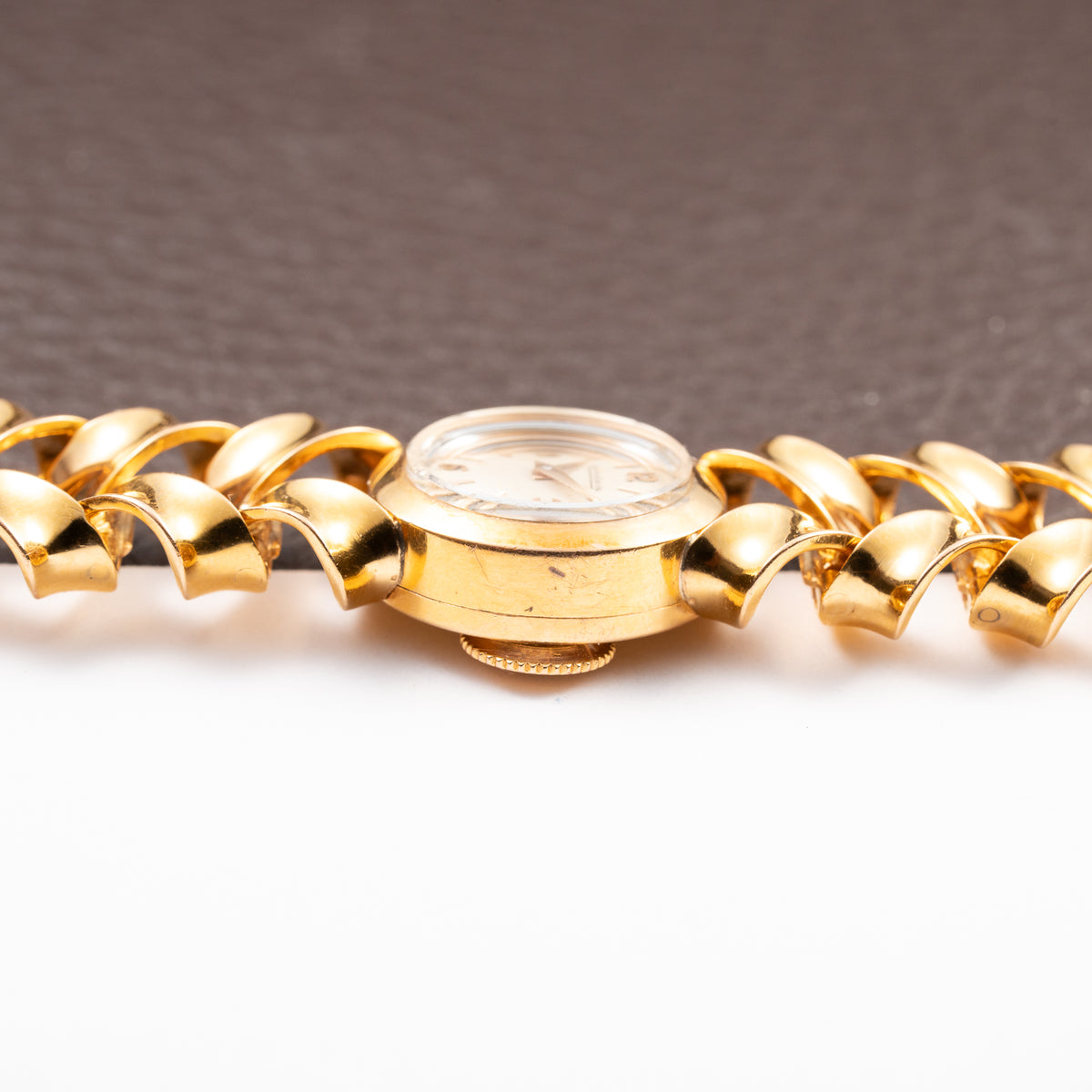 Jaeger-LeCoultre Cocktail Watch 'Backwinder' Sculptural Twisted French Design 18K Rosé Gold Circa 1950s