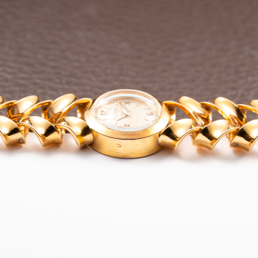 Jaeger-LeCoultre Cocktail Watch 'Backwinder' Sculptural Twisted French Design 18K Rosé Gold Circa 1950s