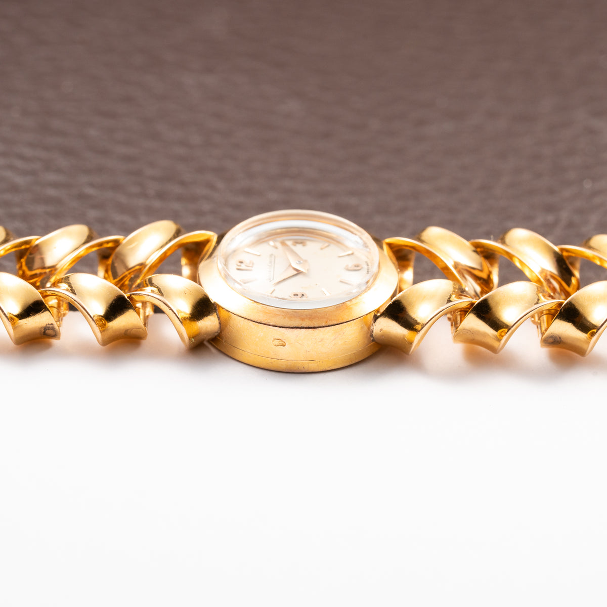 Jaeger-LeCoultre Cocktail Watch 'Backwinder' Sculptural Twisted French Design 18K Rosé Gold Circa 1950s