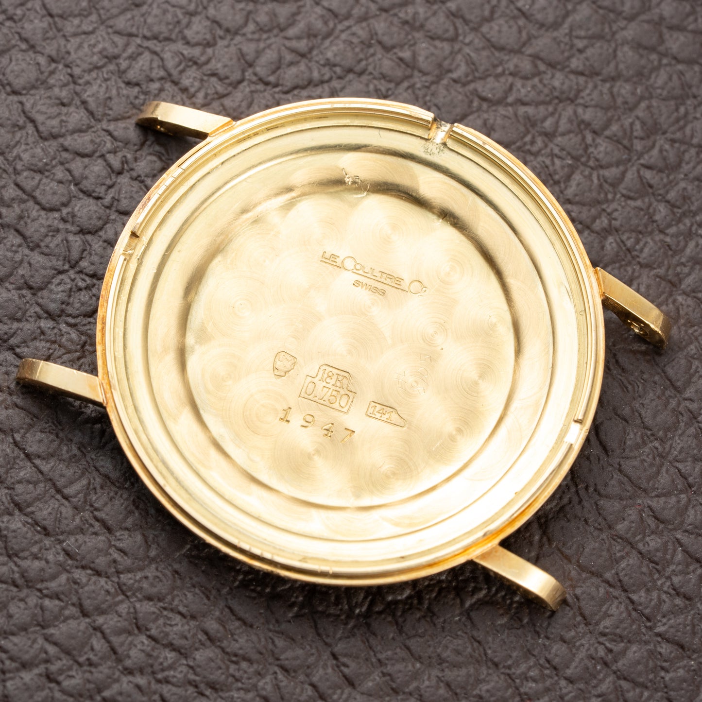 Jaeger LeCoultre Dress Watch Ultra thin Crosshair Dial 18K Yellow Gold Ref 1947 from 1945