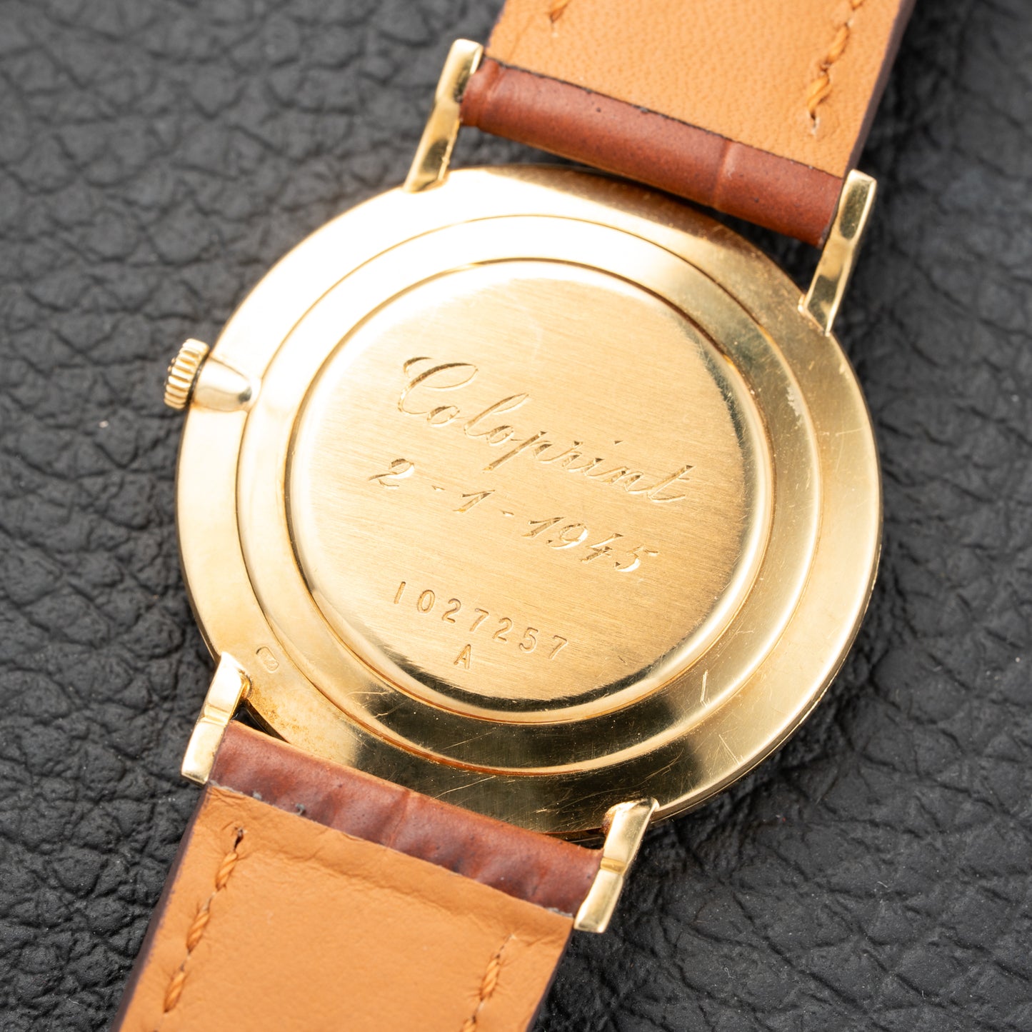 Jaeger LeCoultre Dress Watch Ultra thin Crosshair Dial 18K Yellow Gold Ref 1947 from 1945