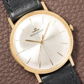 Jaeger-LeCoultre Dress Watch Crosshair Dial Ultra-Thin 18K Yellow Gold Ref. 2285 from 1950s