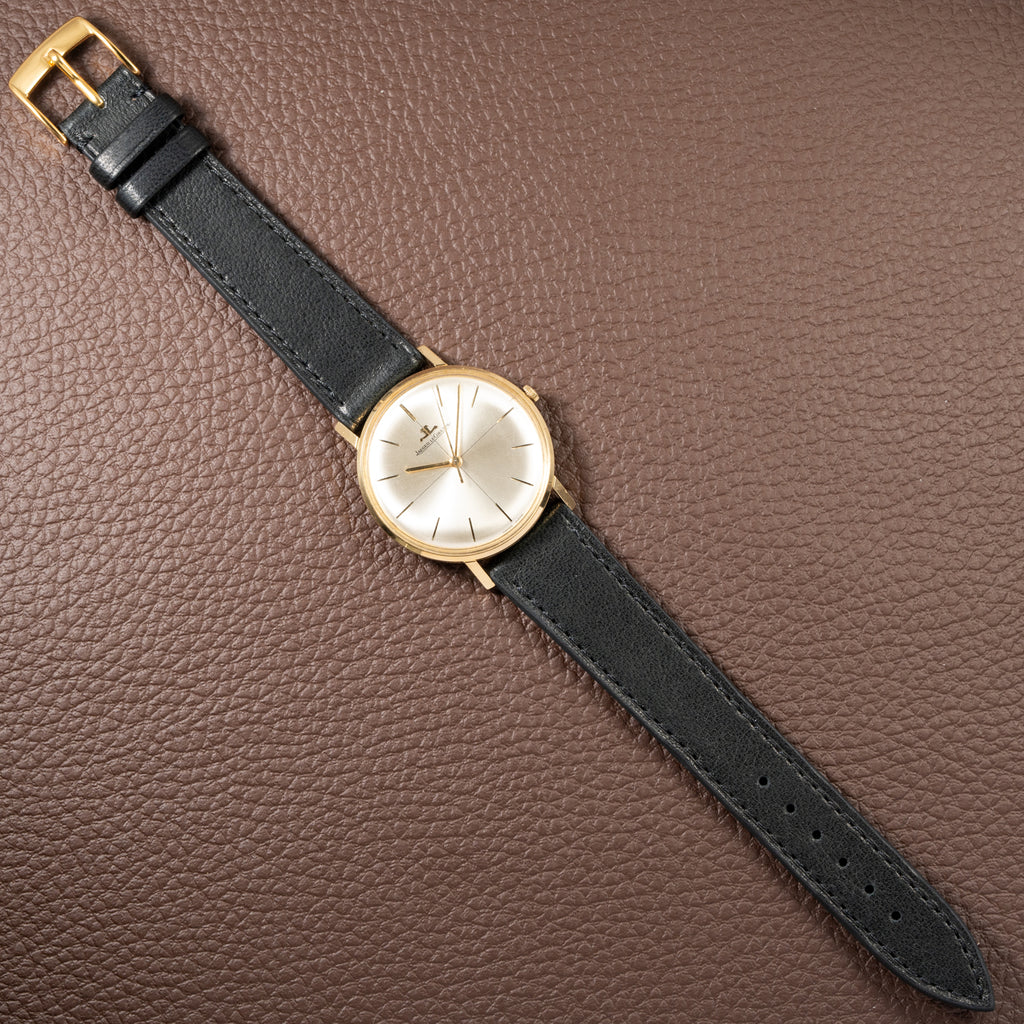 Jaeger-LeCoultre Dress Watch Crosshair Dial Ultra-Thin 18K Yellow Gold Ref. 2285 from 1950s