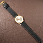 Jaeger-LeCoultre Dress Watch Crosshair Dial Ultra-Thin 18K Yellow Gold Ref. 2285 from 1950s