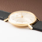 Jaeger-LeCoultre Dress Watch Crosshair Dial Ultra-Thin 18K Yellow Gold Ref. 2285 from 1950s