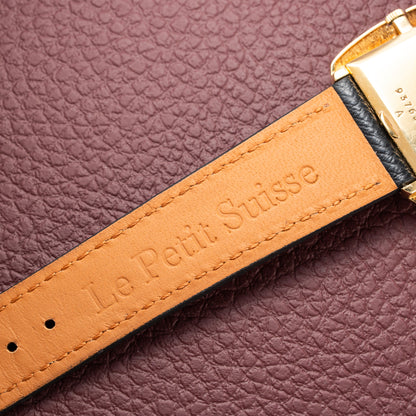 Jaeger-LeCoultre Hand-Engraved Dress Watch 18K Yellow Gold Cal. 818 from 1960s