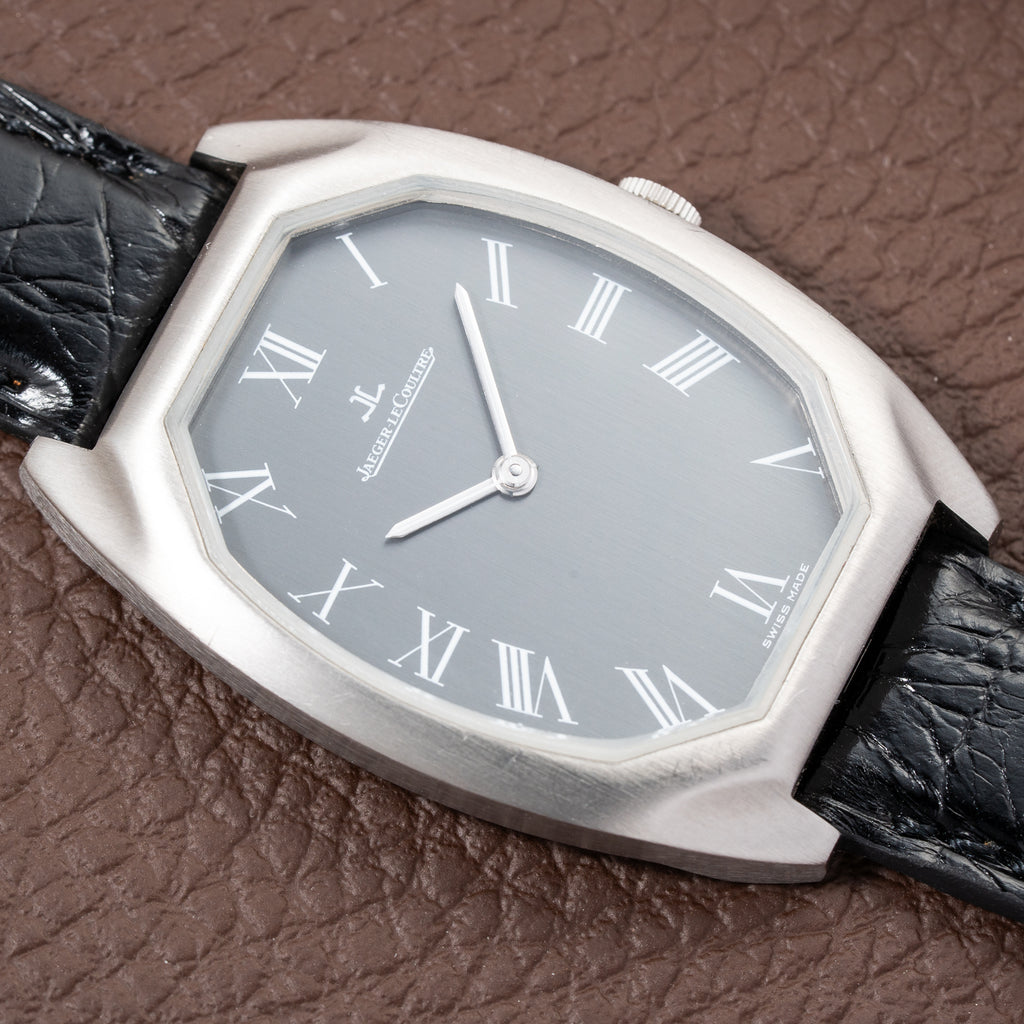 Jaeger-LeCoultre Tank Tonneau Jumbo Grey Roman Dial Ref. 9114.42 from 1970s