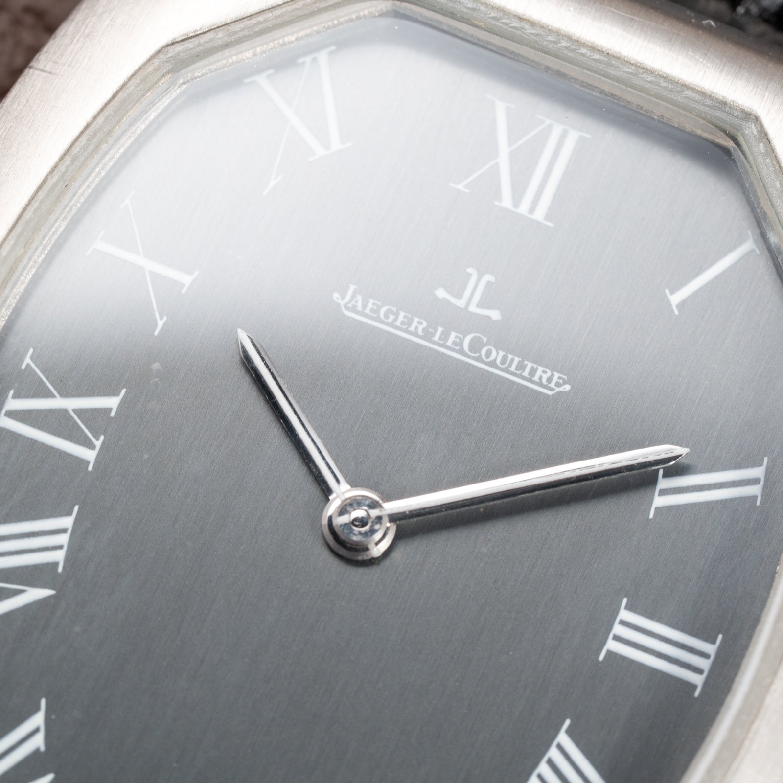 Jaeger-LeCoultre Tank Tonneau Jumbo Grey Roman Dial Ref. 9114.42 from 1970s