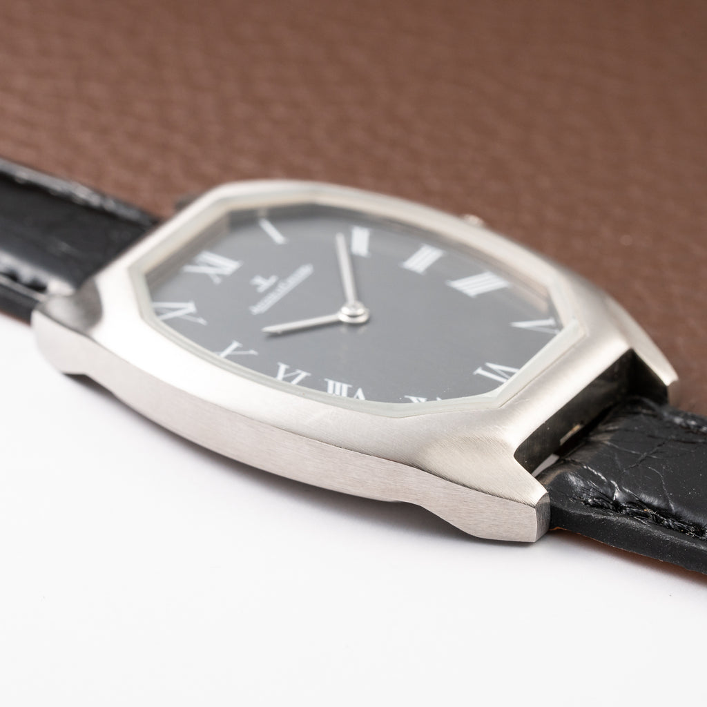 Jaeger-LeCoultre Tank Tonneau Jumbo Grey Roman Dial Ref. 9114.42 from 1970s