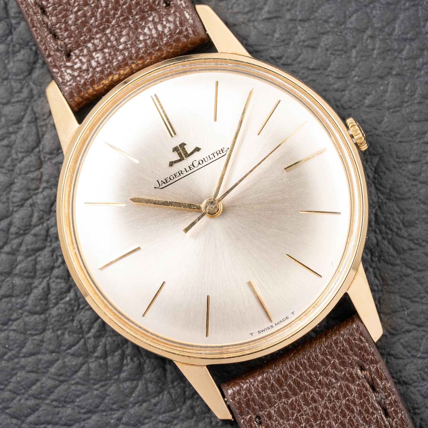 Jaeger-LeCoultre Dress Watch Centre Seconds 18K Yellow Gold Ref. 20002 from 1960s