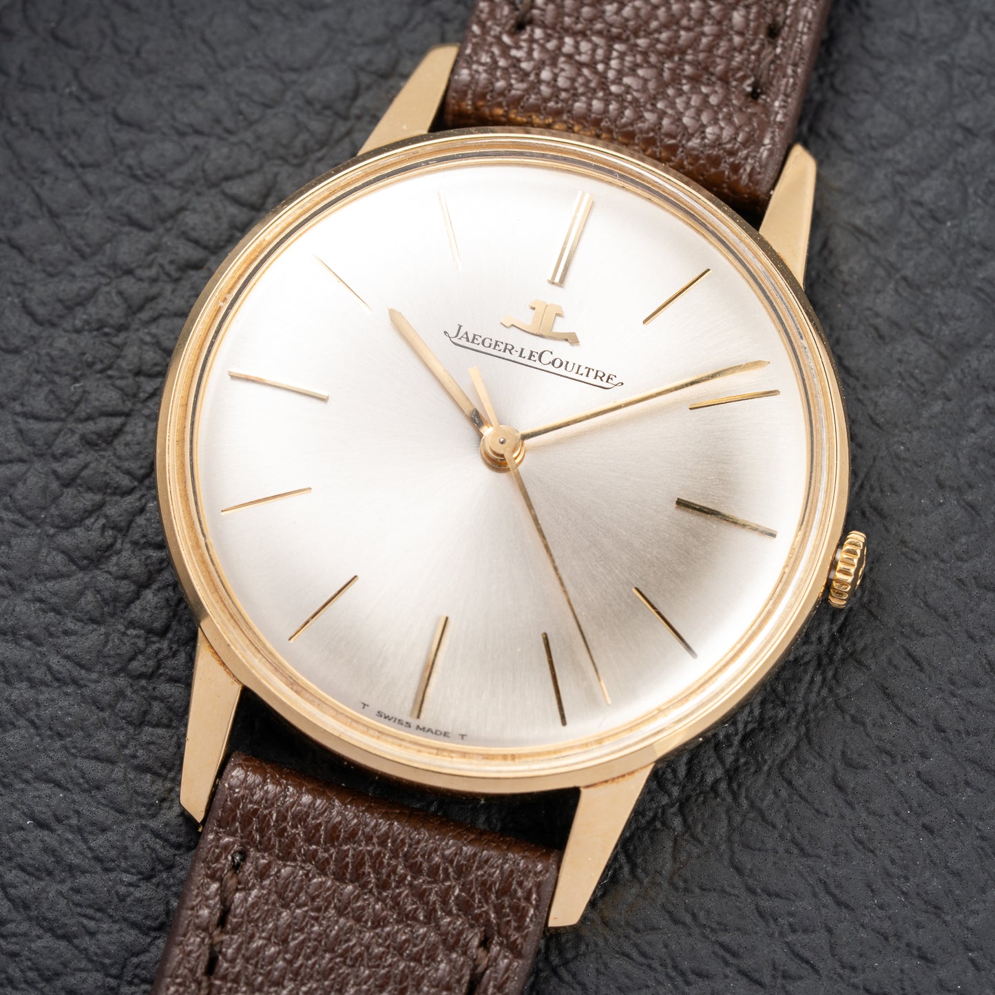 Jaeger-LeCoultre Dress Watch Centre Seconds 18K Yellow Gold Ref. 20002 from 1960s