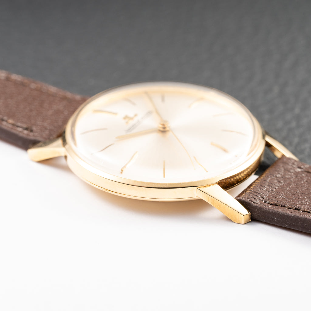Jaeger-LeCoultre Dress Watch Centre Seconds 18K Yellow Gold Ref. 20002 from 1960s